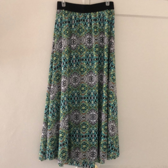 Lularoe Lucy skirt - Picture 1 of 3
